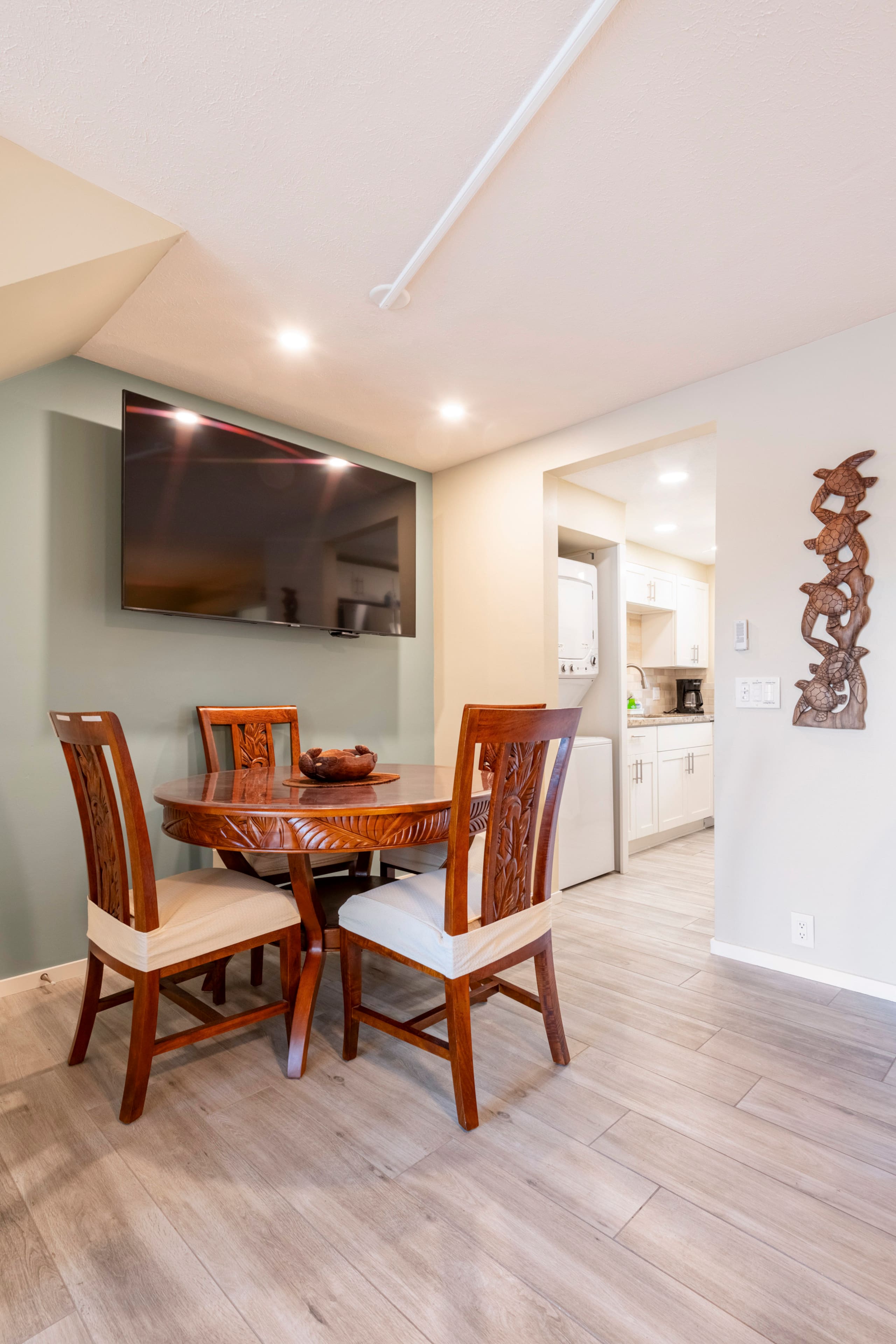 Townhouse in Kailua-Kona · ★4.62 · 2 bedrooms · 2 beds · 2 private baths - Image 14