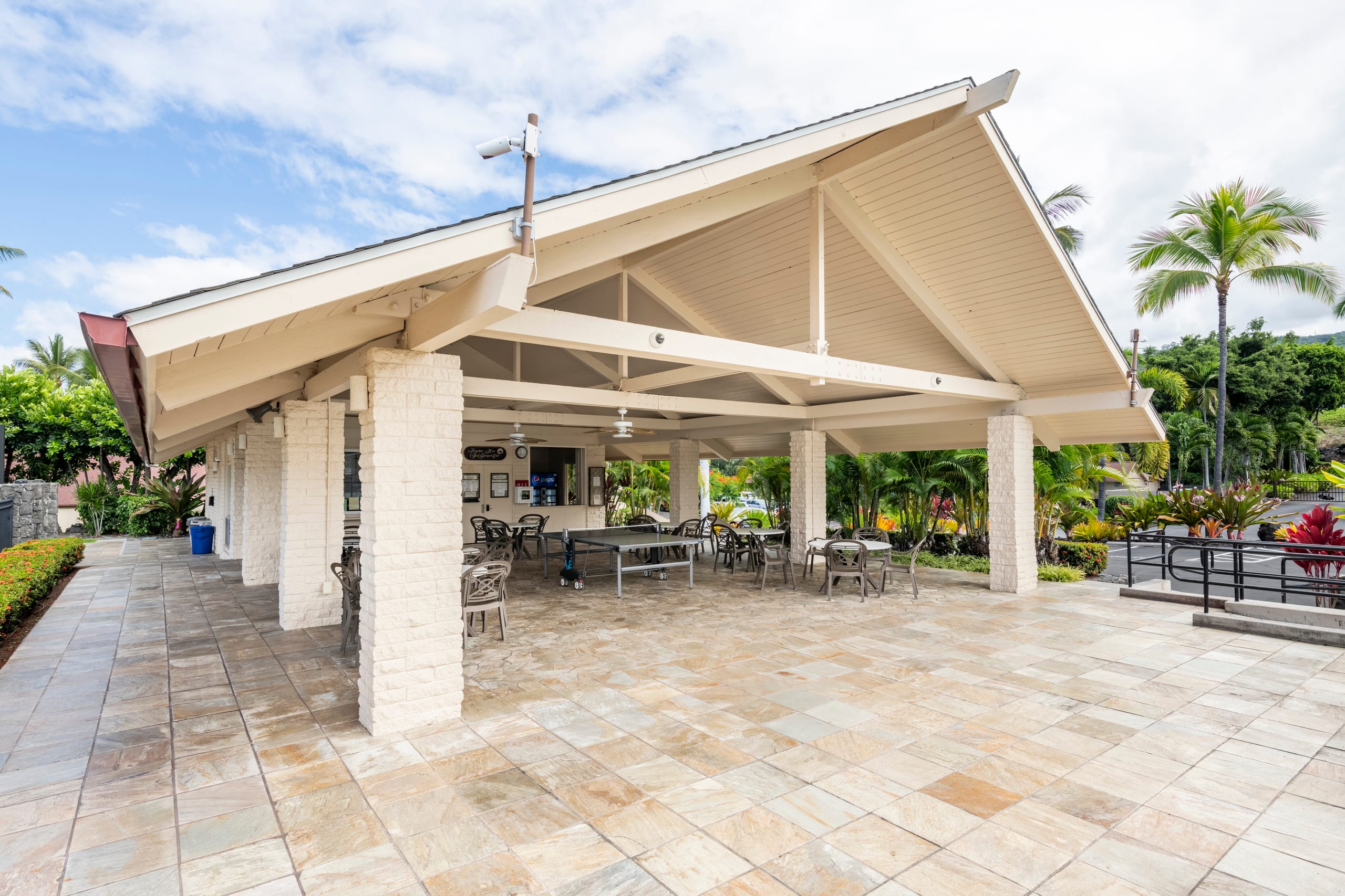 Townhouse in Kailua-Kona · ★4.62 · 2 bedrooms · 2 beds · 2 private baths - Image 46