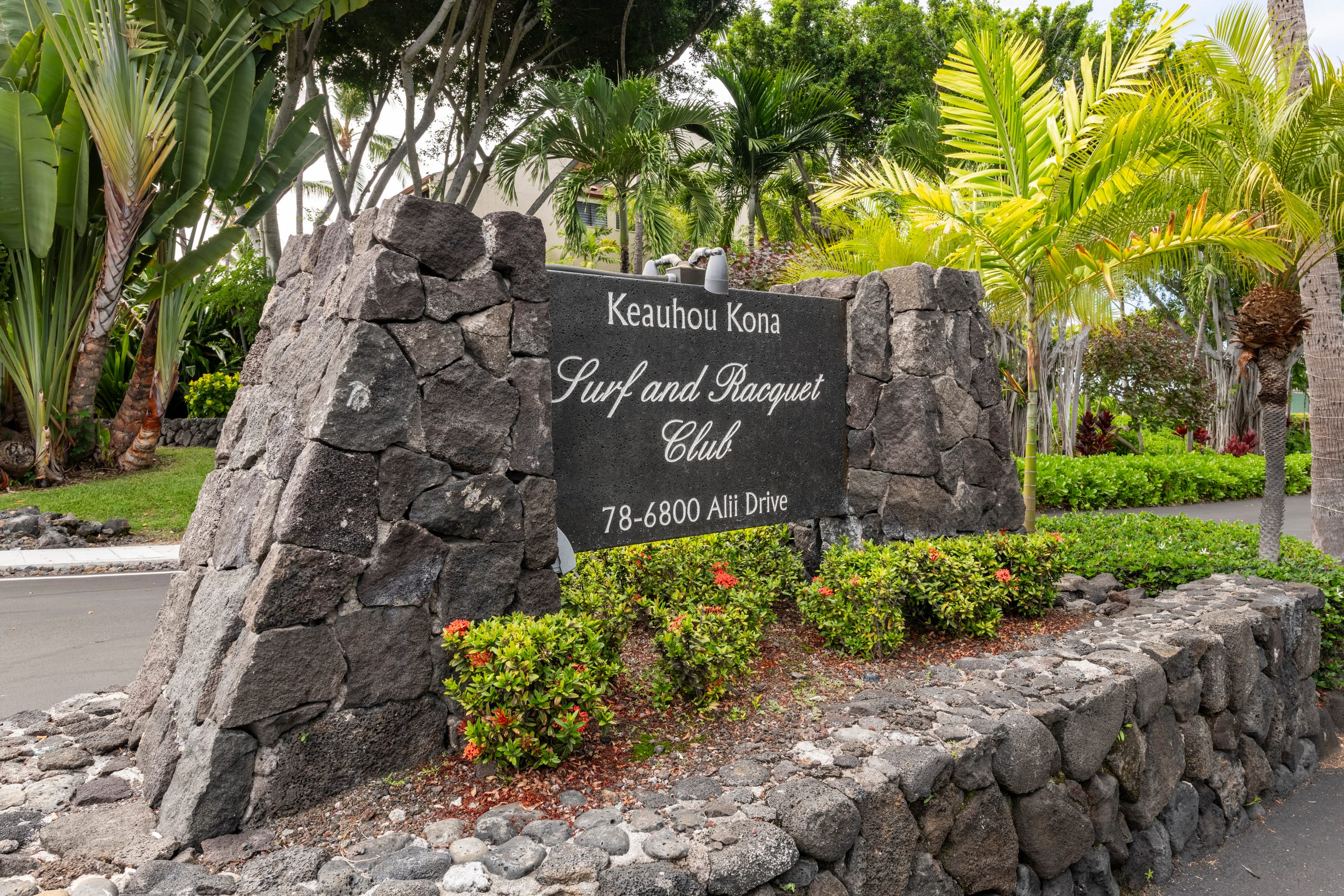 Townhouse in Kailua-Kona · ★4.62 · 2 bedrooms · 2 beds · 2 private baths - Image 1