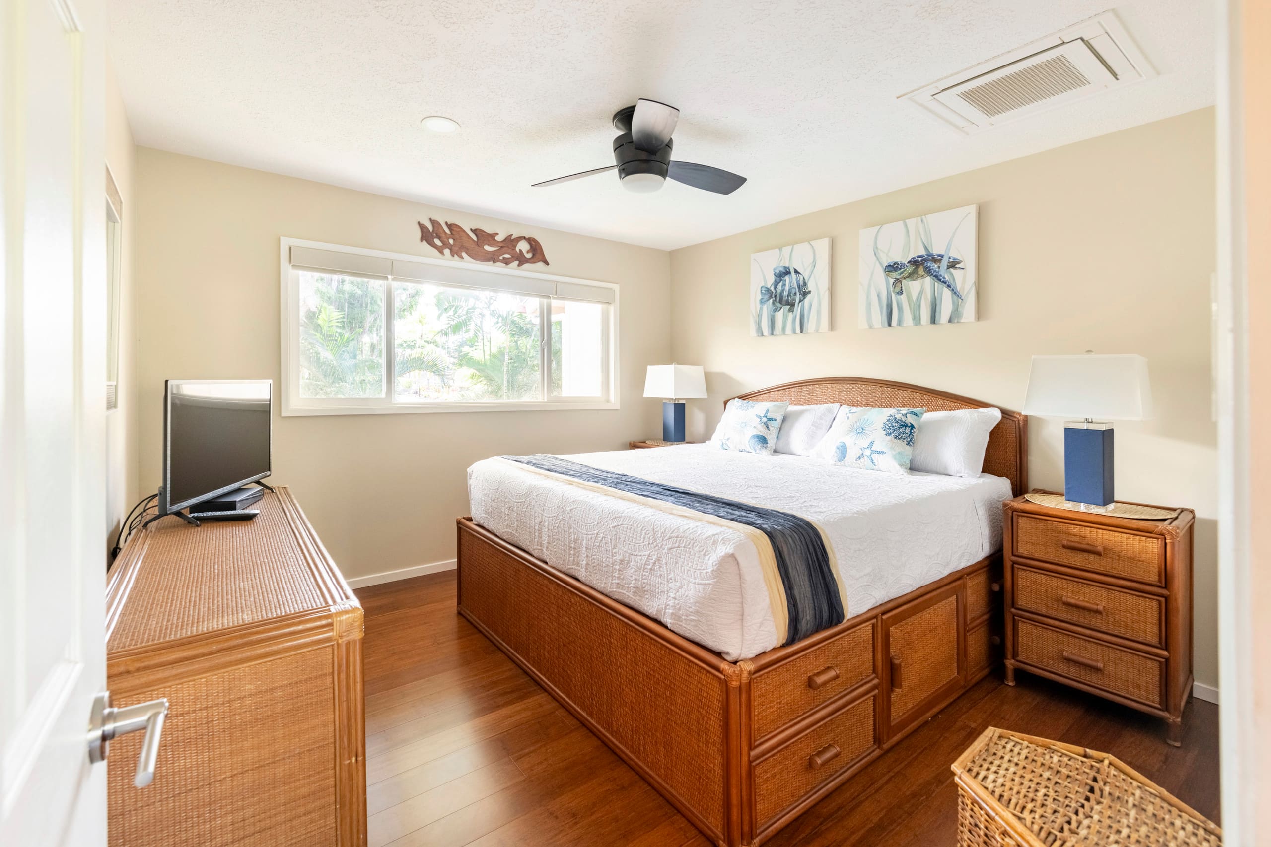 Townhouse in Kailua-Kona · ★4.62 · 2 bedrooms · 2 beds · 2 private baths - Image 21