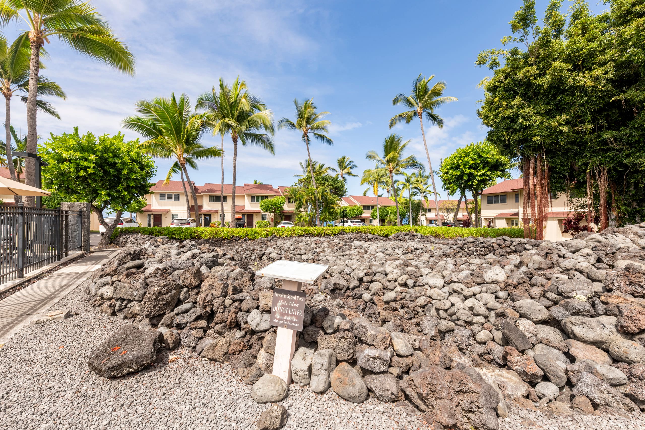 Townhouse in Kailua-Kona · ★4.62 · 2 bedrooms · 2 beds · 2 private baths - Image 47