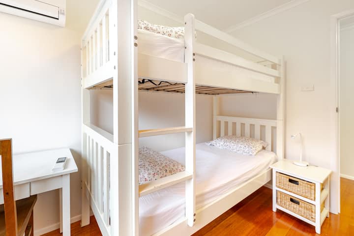 غرفة النوم 2