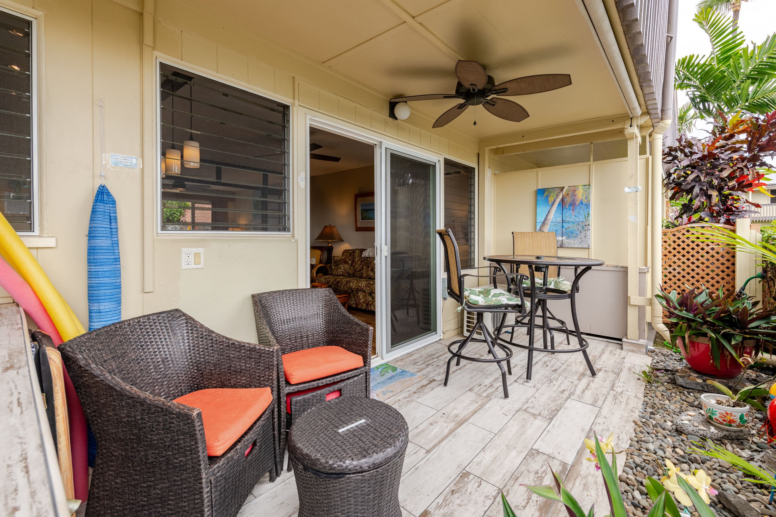 Condo in Kailua-Kona · ★4.94 · 1 bedroom · 2 beds · 1 private bath - Image 32