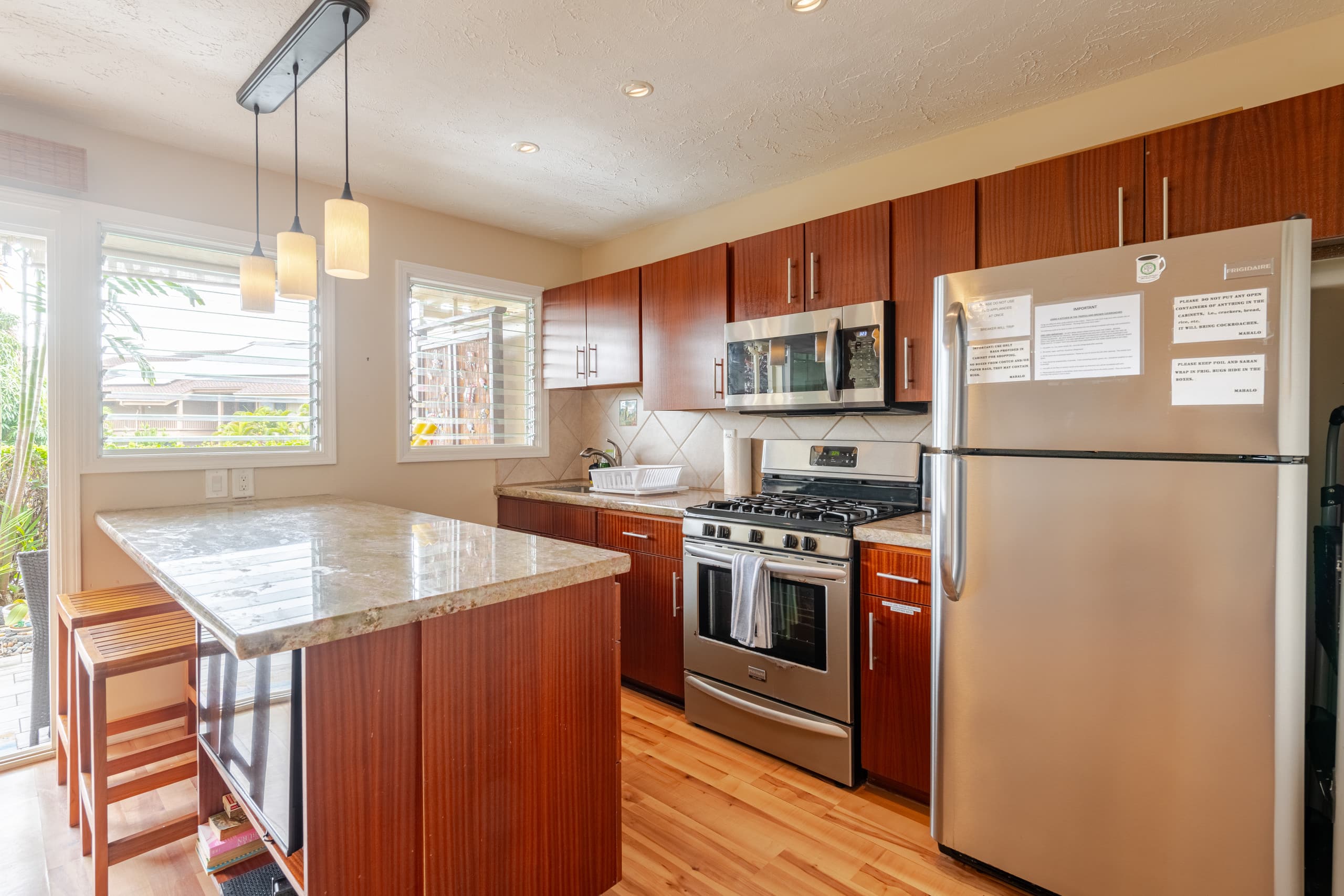 Condo in Kailua-Kona · ★4.94 · 1 bedroom · 2 beds · 1 private bath - Image 14