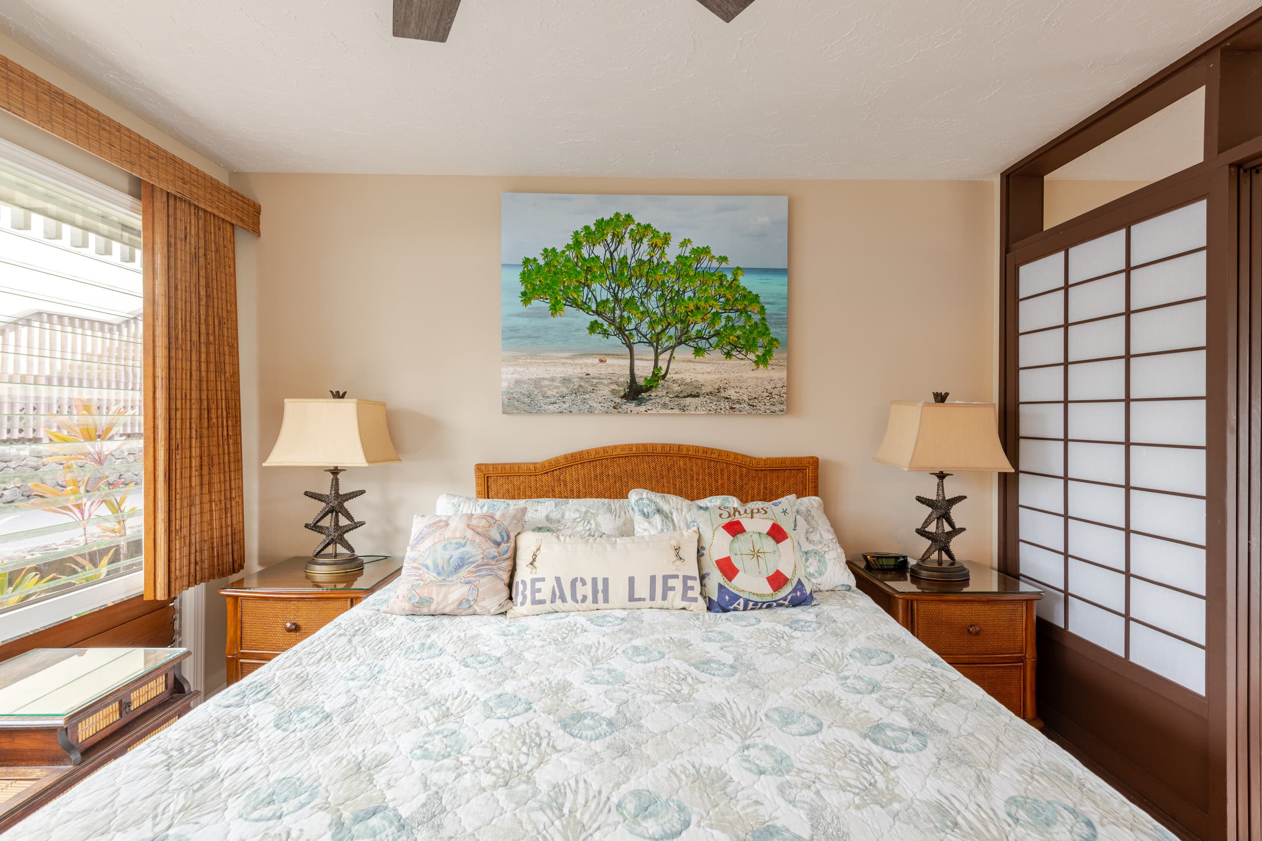 Condo in Kailua-Kona · ★4.94 · 1 bedroom · 2 beds · 1 private bath - Image 21