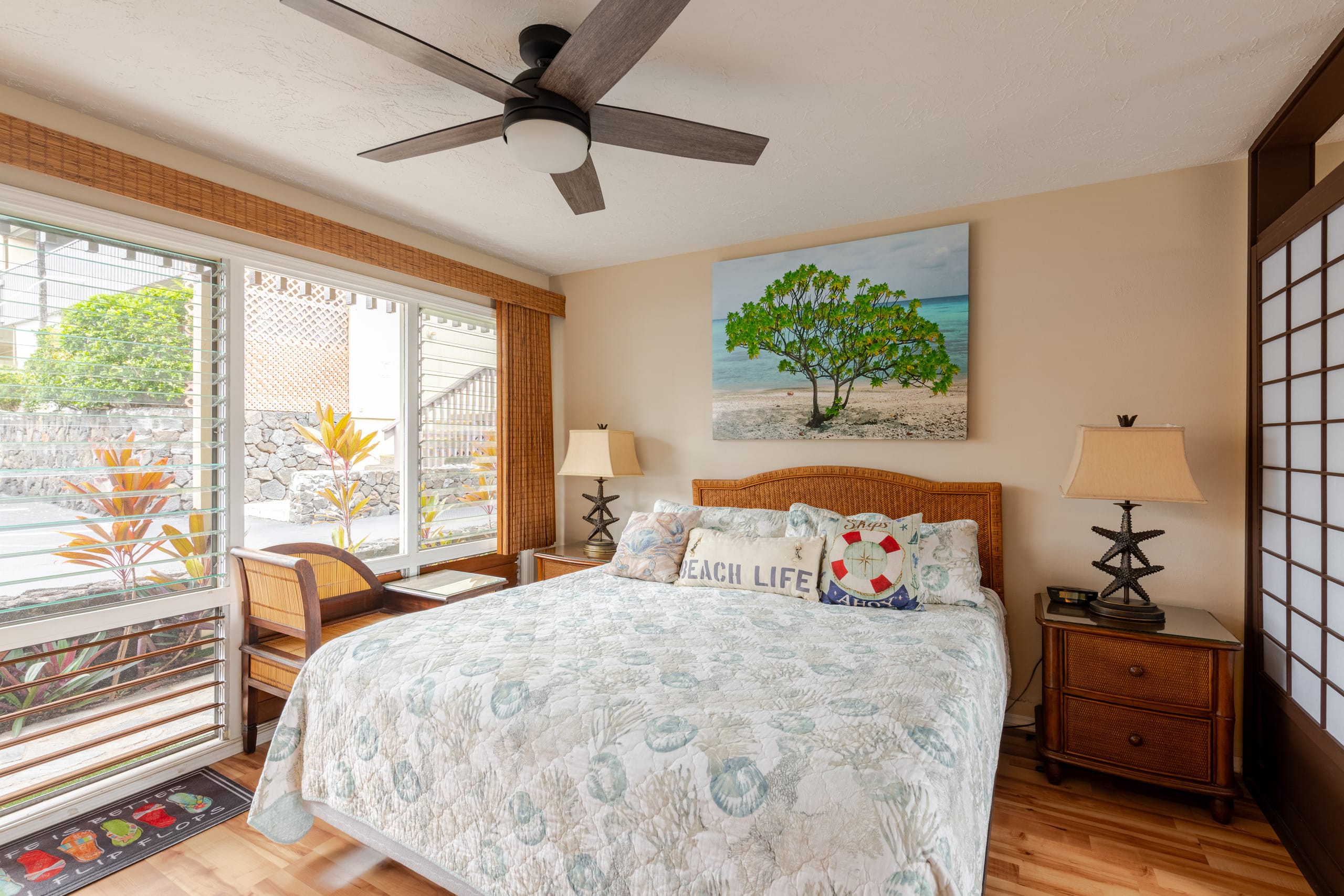 Condo in Kailua-Kona · ★4.94 · 1 bedroom · 2 beds · 1 private bath - Image 19