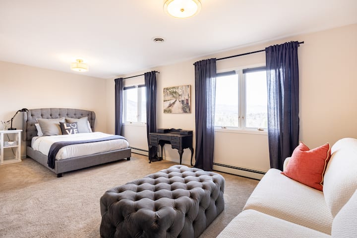 Სასტუმრო საძინებელი 1 (Queen)