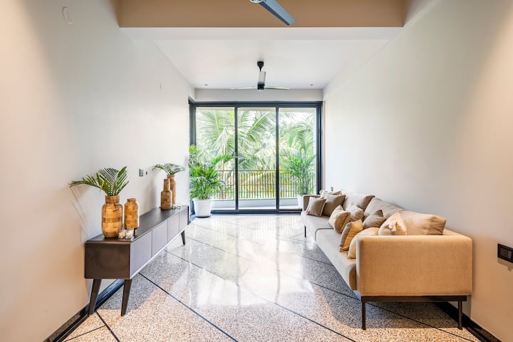 Living room image 3