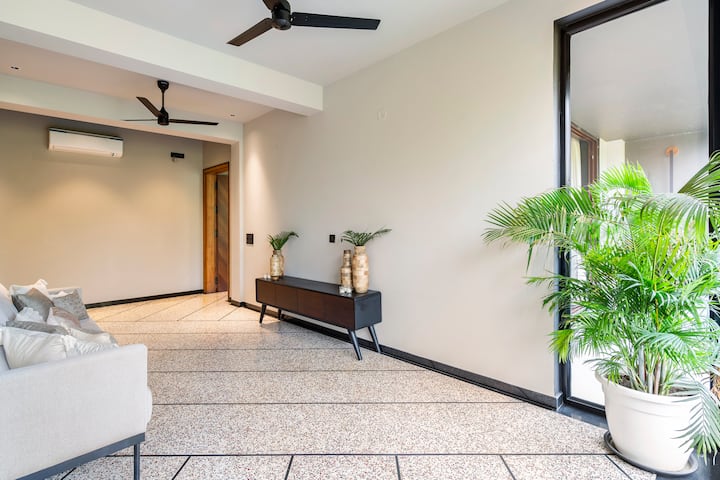 Living room image 9