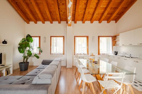 3-Bedroom Loft in the Center of Valdobbiadene