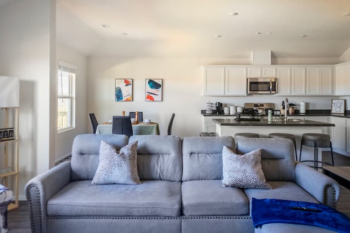 Modern Haven In Nw Arkansas - Fayetteville, AR