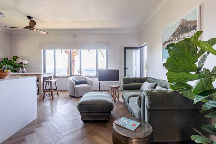 Stunning Apartment with sea view gallery image 5