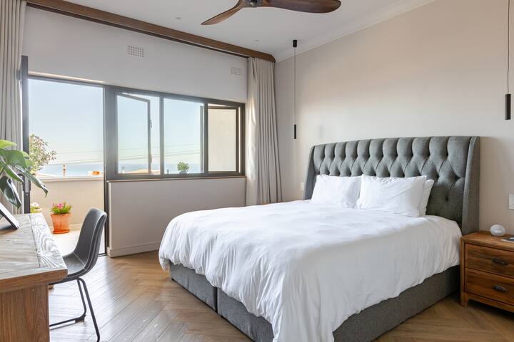 Stunning Apartment with sea view gallery image 4