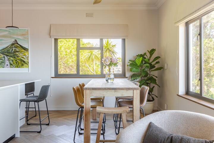 Stunning Apartment with sea view gallery image 2