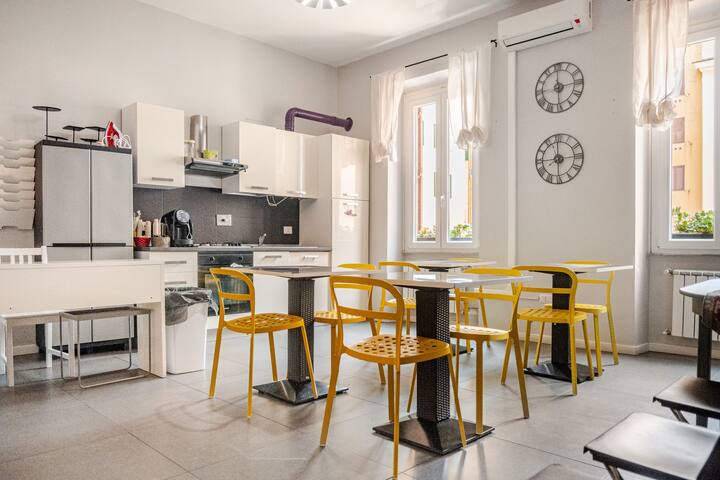 Cozy apartment next to the metro gallery image 3