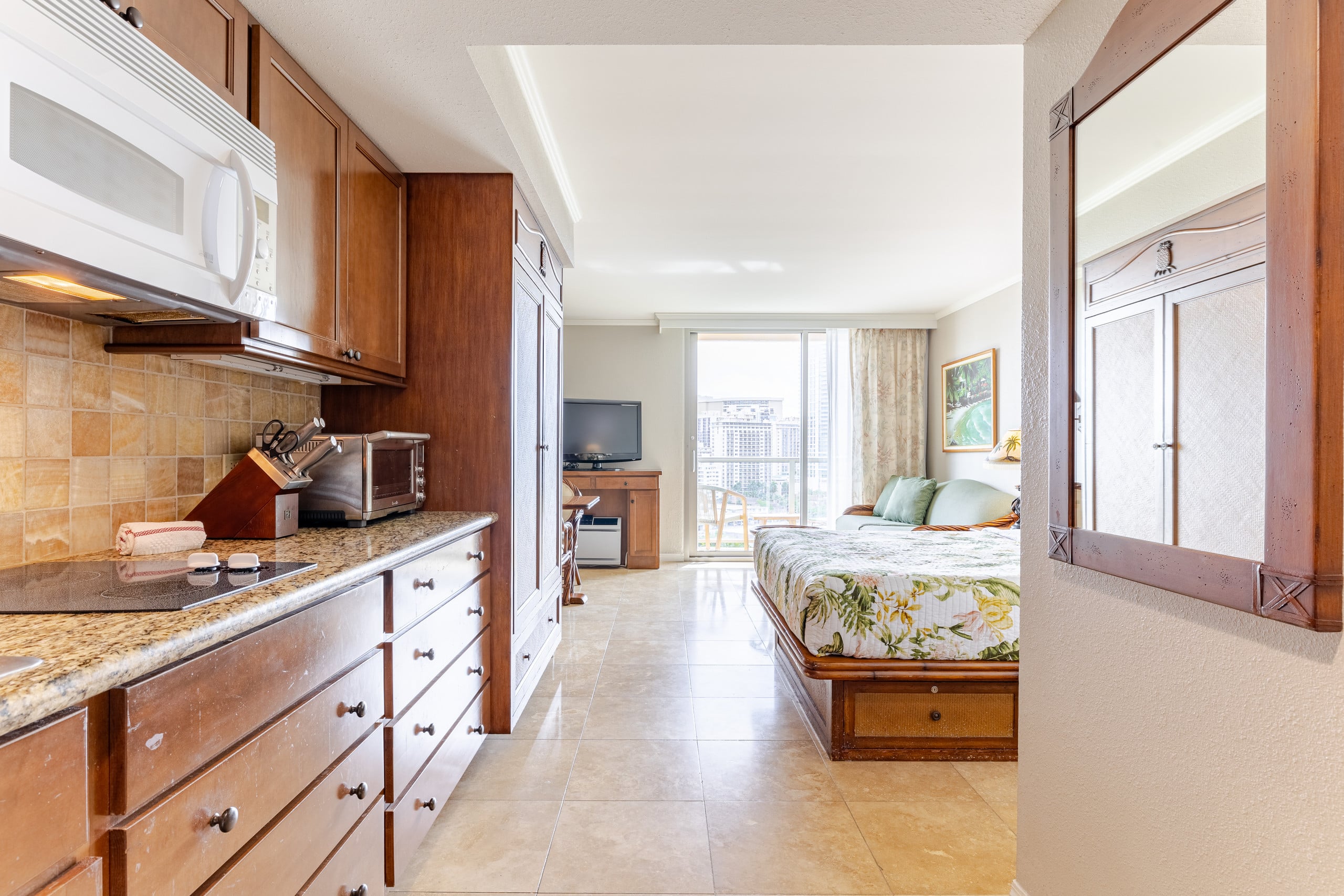 Hotel in Honolulu · ★4.8 · Studio · 2 beds · 1 private bath - Image 25