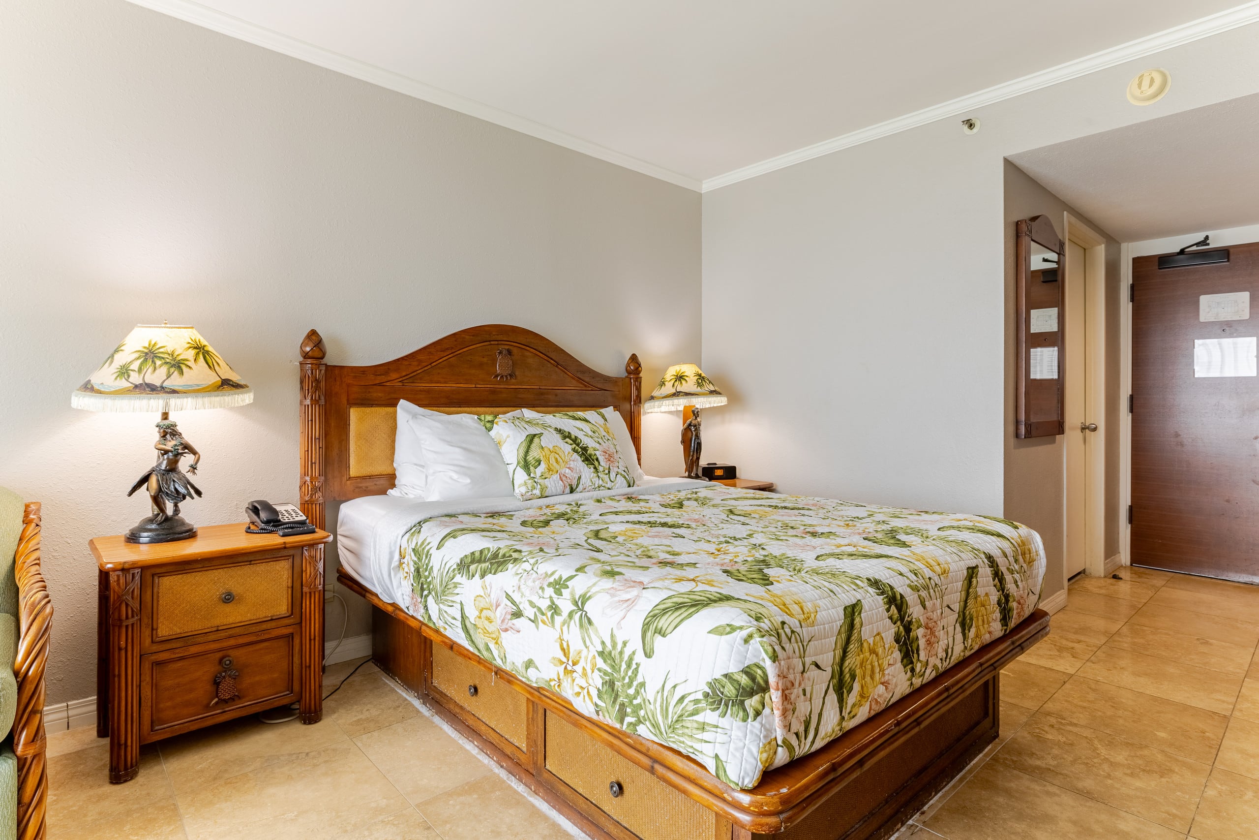 Hotel in Honolulu · ★4.8 · Studio · 2 beds · 1 private bath - Image 22