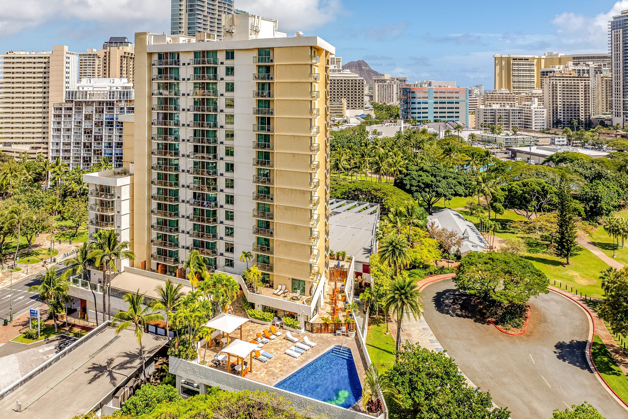 Hotel in Honolulu · ★4.8 · Studio · 2 beds · 1 private bath - Image 28