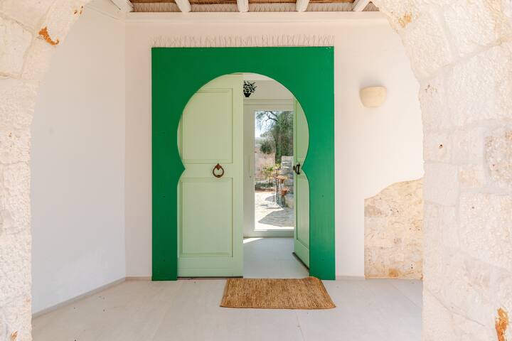 Trullo Sorores: Villa, Lamia & Pool in Puglia gallery image 5