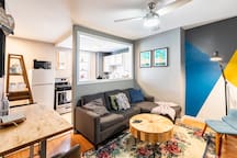 Studio near Arsenal Park l Street Parking