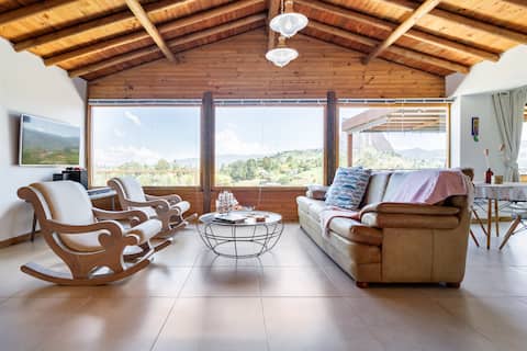 Top performing Airbnb: New Luxury Cabin Jacuzzi Sauna Fireplace Best View in El Peñol
