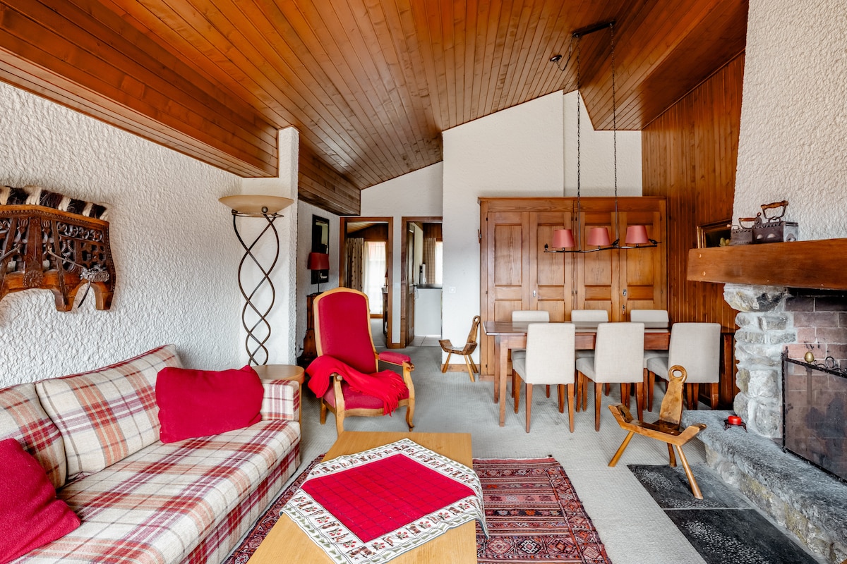 Popular Airbnb listing: Vieille Fontaine - apartment in the attic in Val De Bagnes