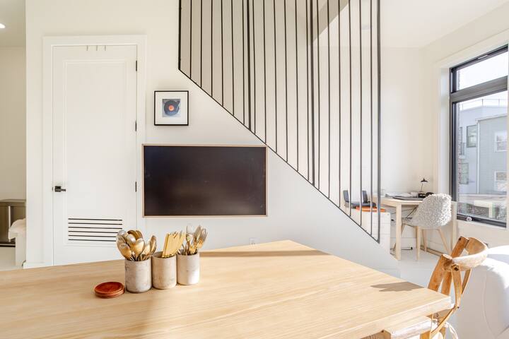 Townhouse 3|2 NYC in 20 Min Garage Parking gallery image 4