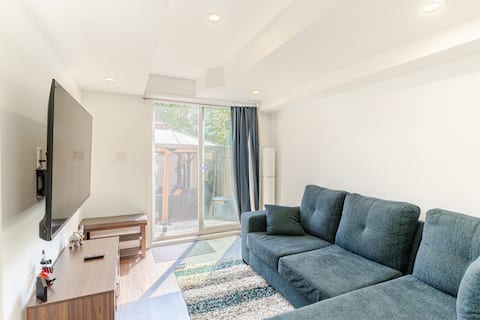 Popular Airbnb listing: Apartment with Walkout/Separate Entrance in Whitby