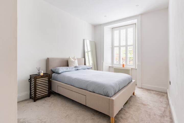 Luxury New Town Apartment gallery image 5