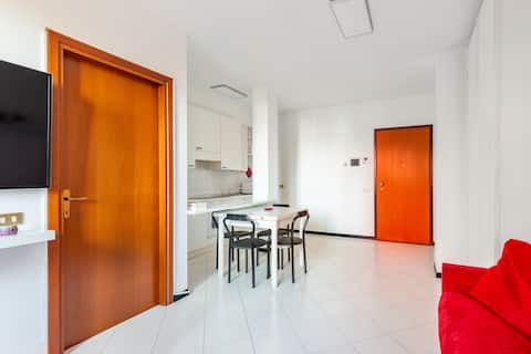 Top Airbnb: [Self check-in Gallarate]Airport 10 minutes away a Gallarate