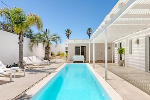 A wonderful house with a pool