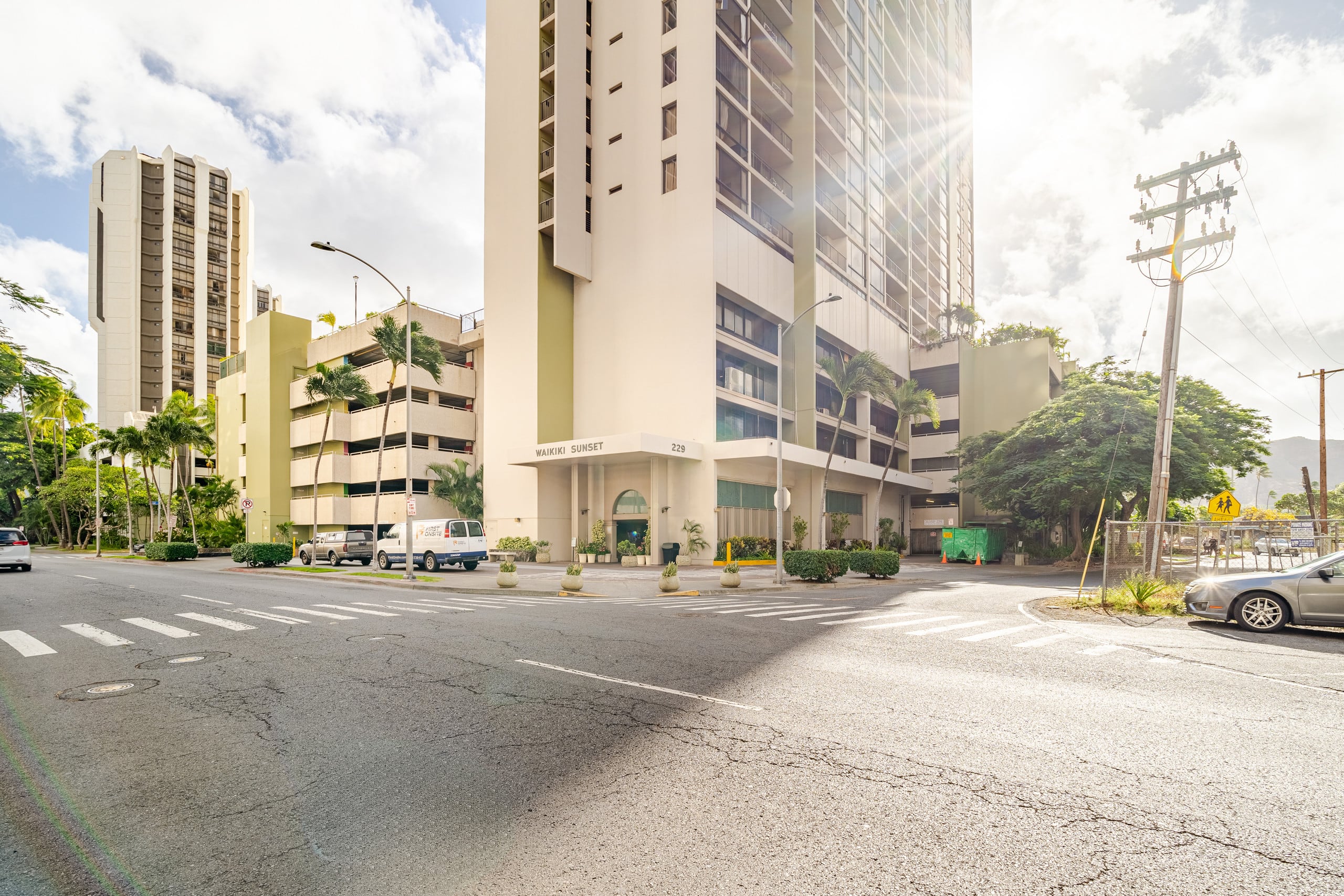 Highrise Ocean Views in Waikiki, +AC - Image 33