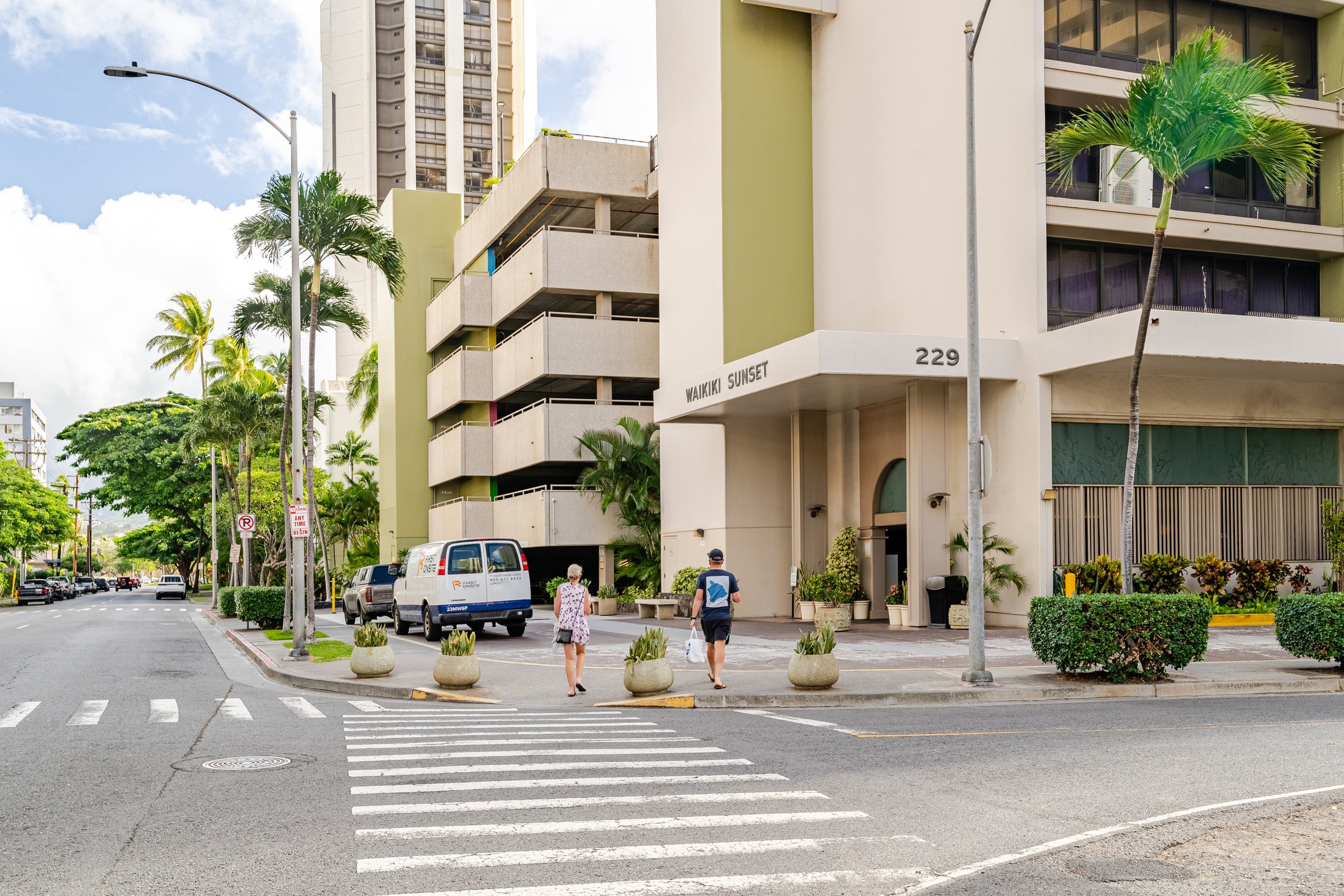 Highrise Ocean Views in Waikiki, +AC - Image 34