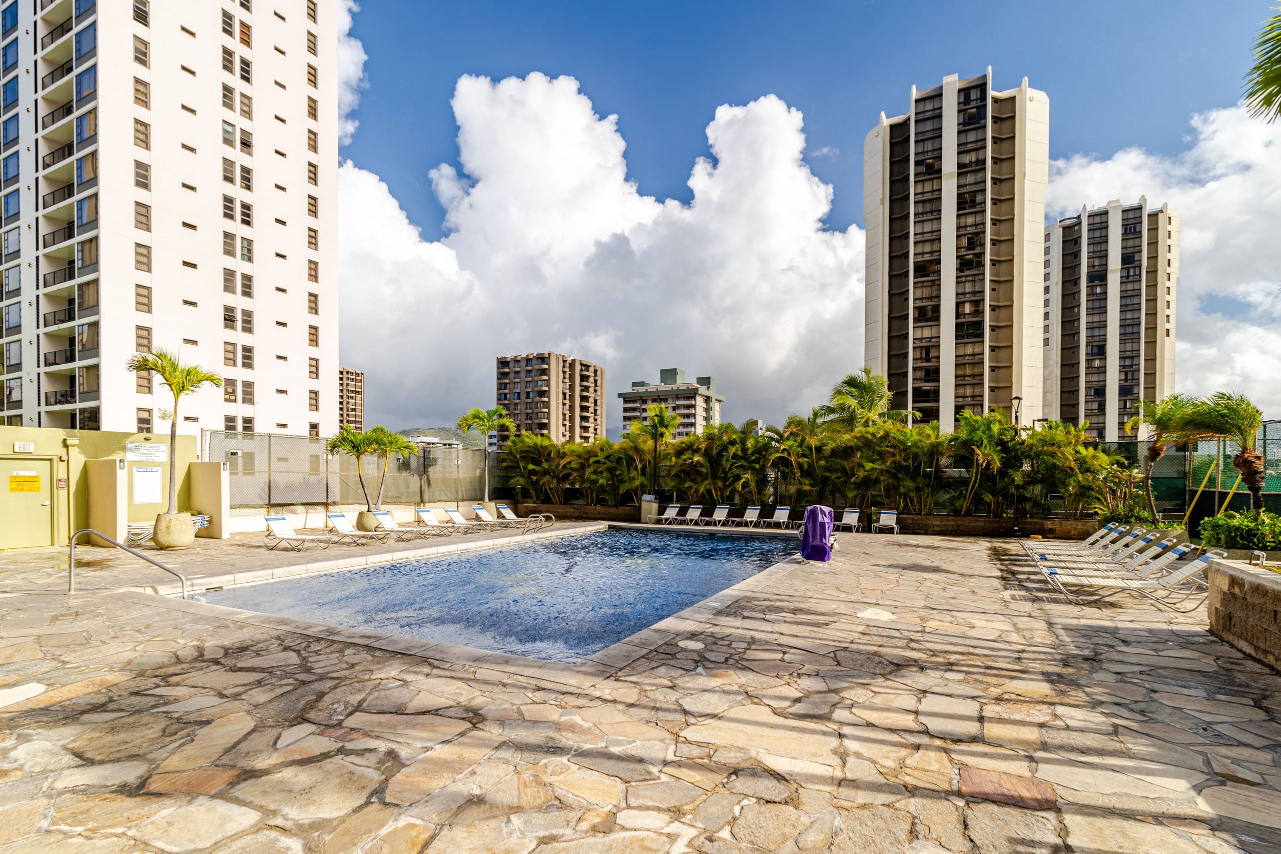 Highrise Ocean Views in Waikiki, +AC - Image 36