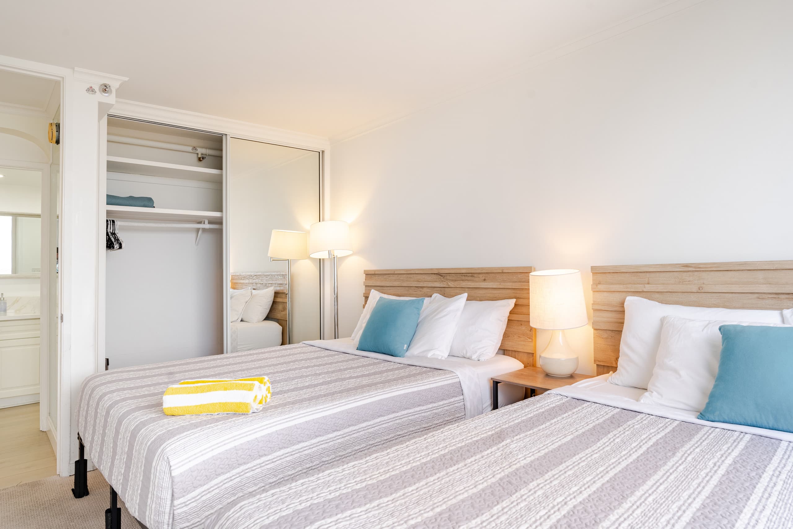 Highrise Ocean Views in Waikiki, +AC - Image 12
