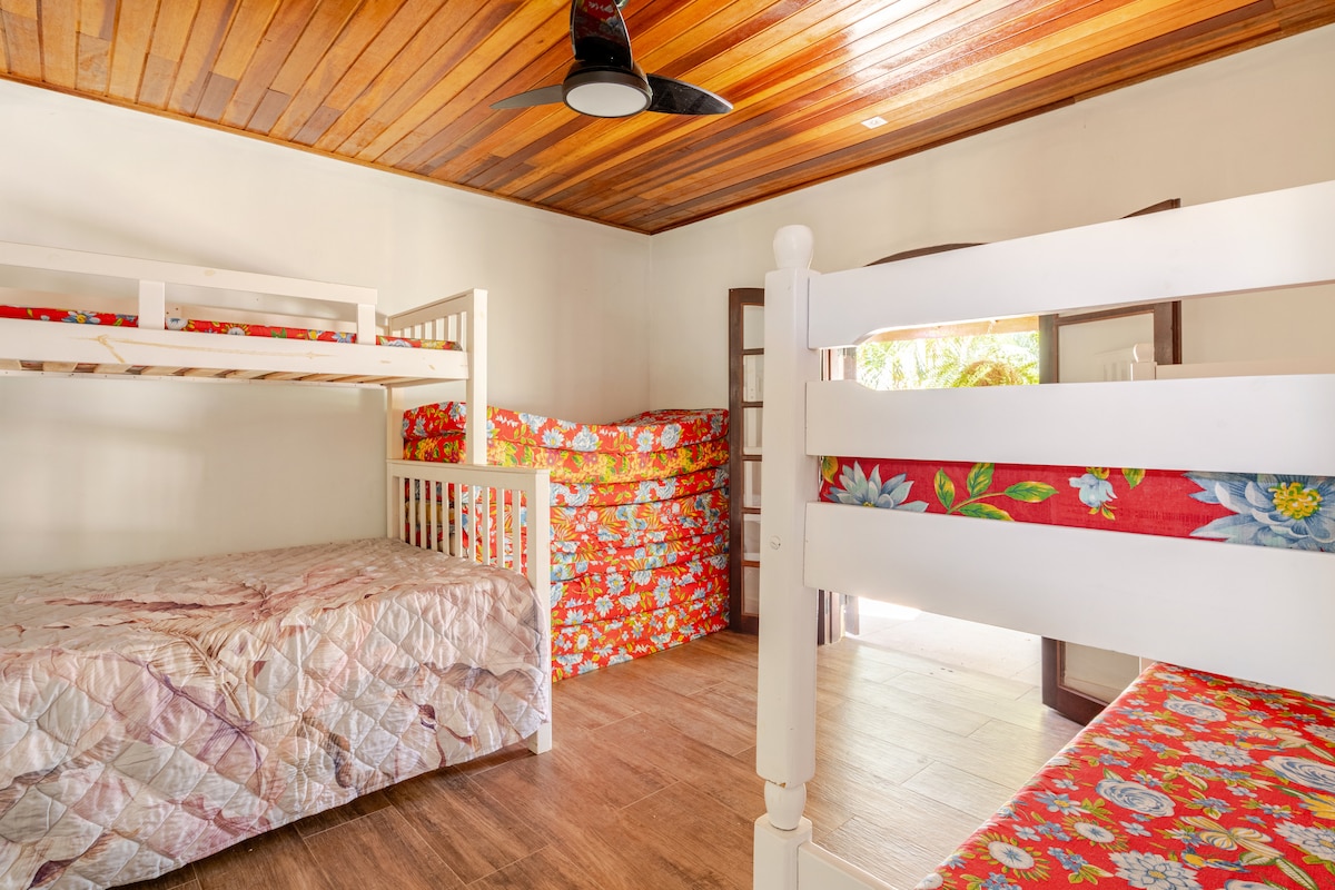 საძინებელი 4