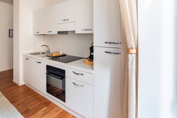 Superior Apartment gallery image 2