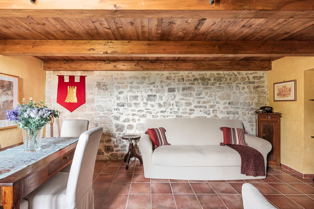 Airbnb con migliori performance: Apartment 200 meters from the Duomo. CIN: IT054051C2AM031881 a Spoleto