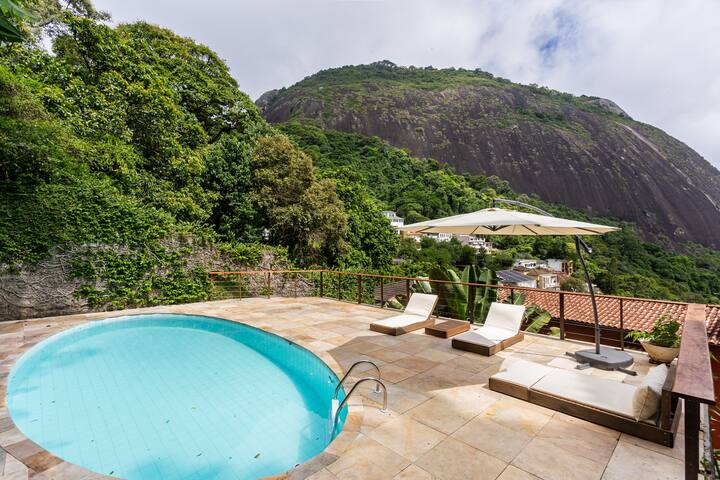 Entire home with gorgeous view in Rio de Janeiro gallery image 3