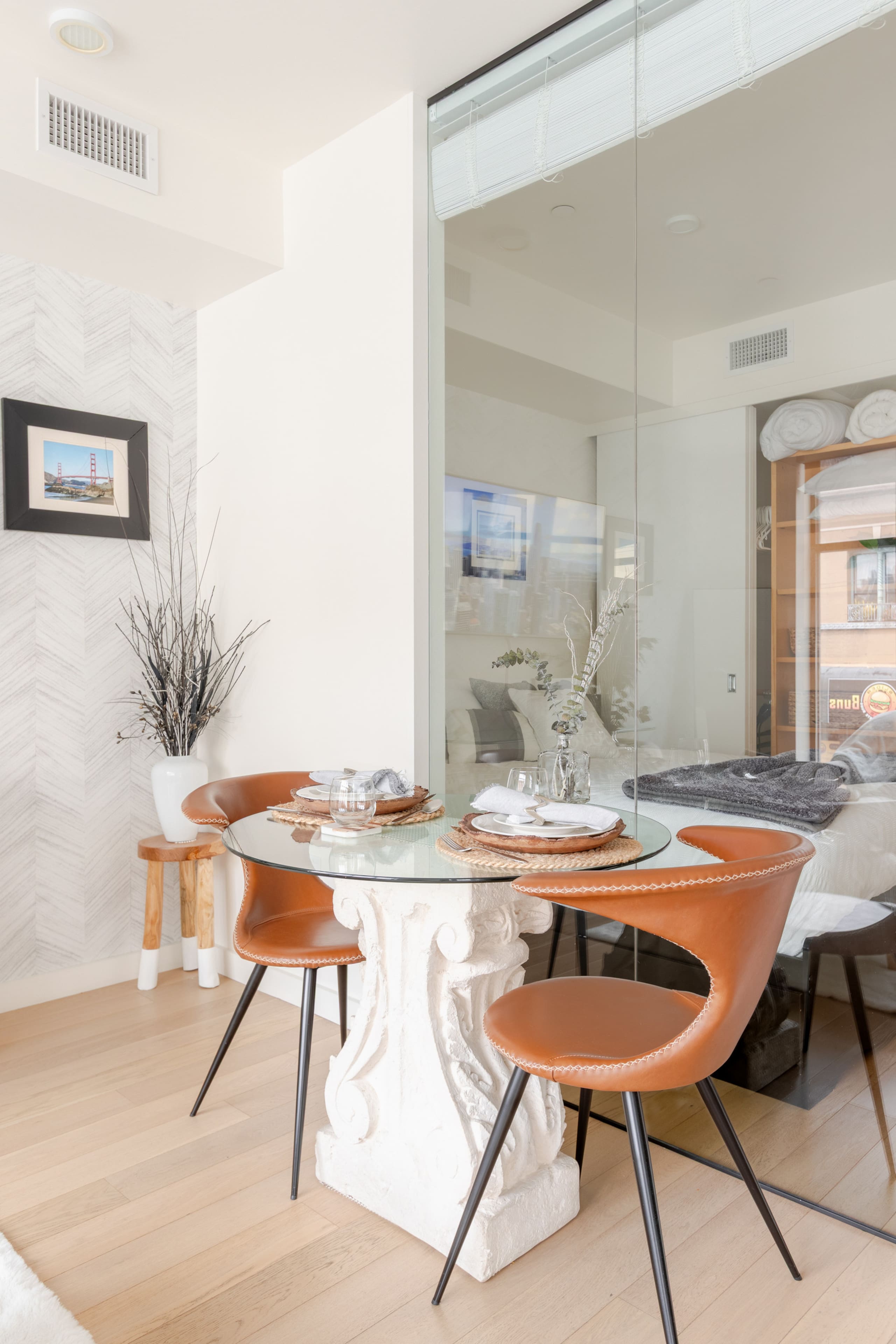 Condo in San Francisco · ★4.92 · 1 bedroom · 1 bed · 1 bath - Image 14