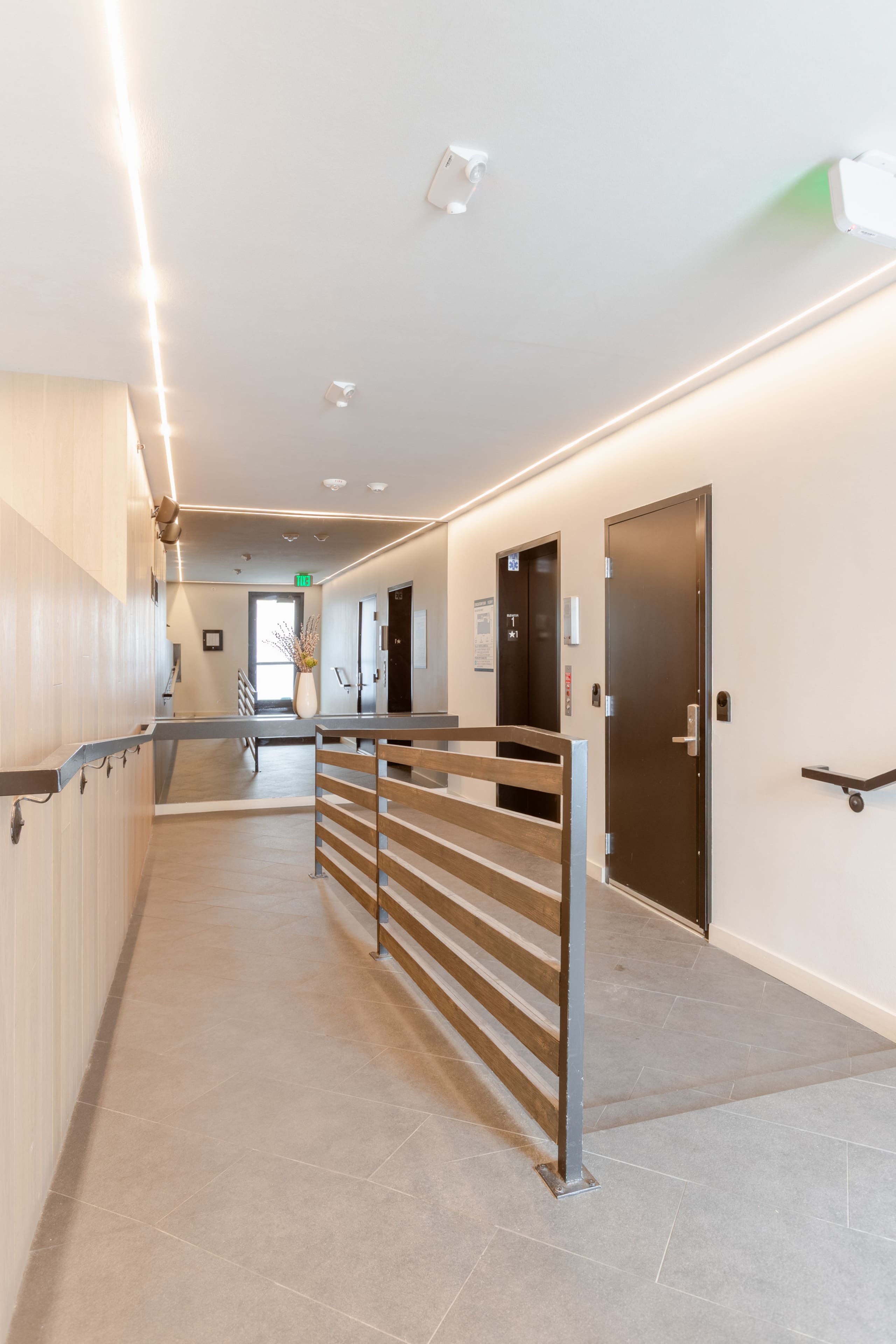 Condo in San Francisco · ★4.92 · 1 bedroom · 1 bed · 1 bath - Image 60