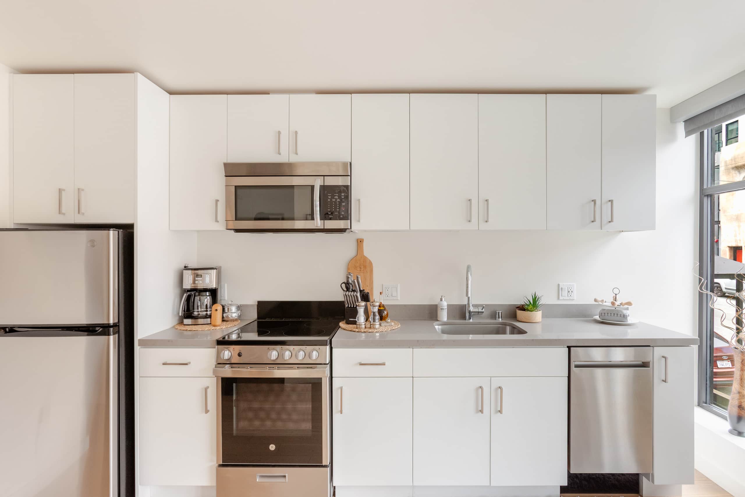 Condo in San Francisco · ★4.92 · 1 bedroom · 1 bed · 1 bath - Image 8