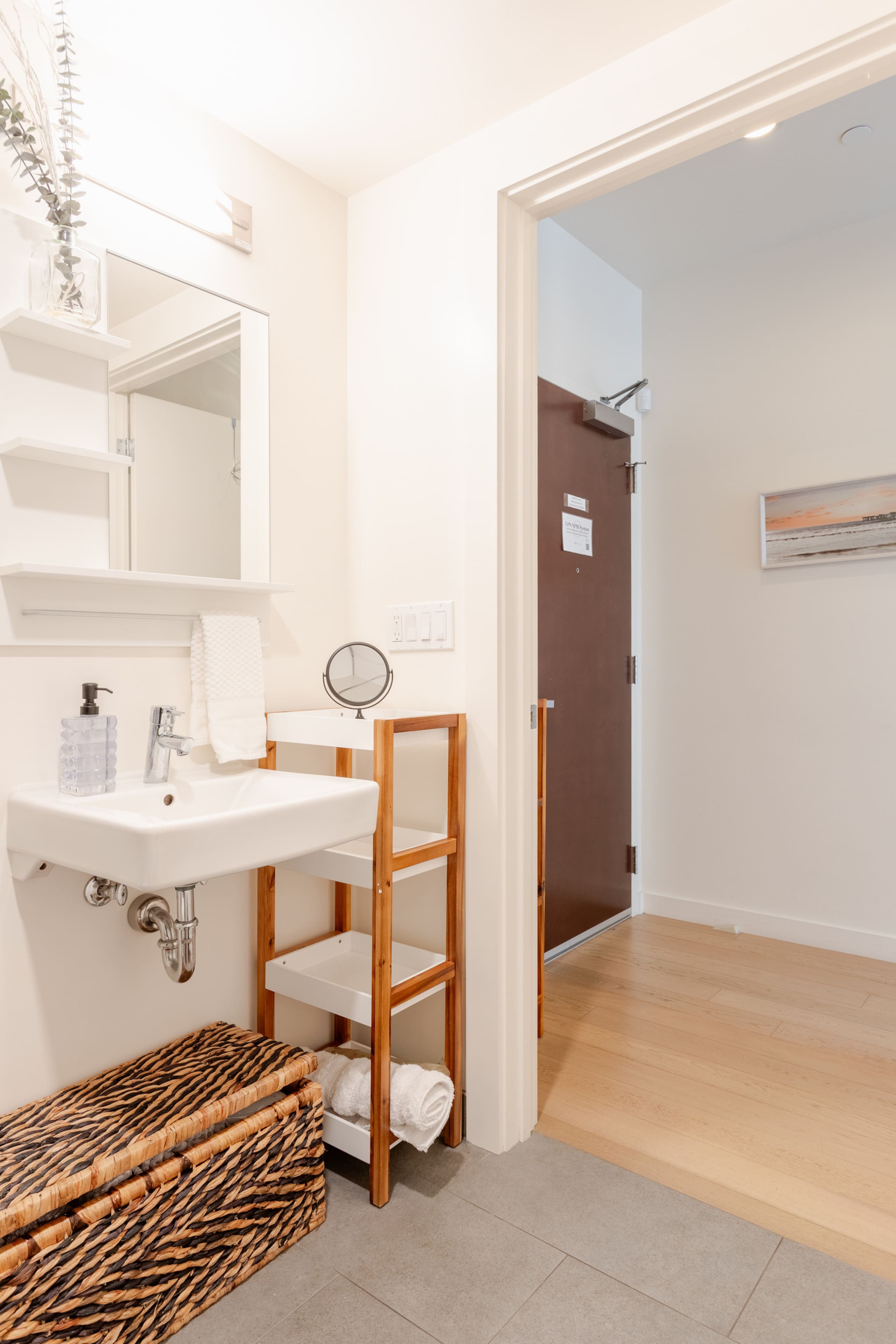 Condo in San Francisco · ★4.92 · 1 bedroom · 1 bed · 1 bath - Image 24