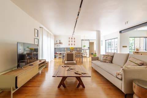 Successful Airbnb property: Prime Polanco Location, Private Patio-Chef Kitchen in Polanco