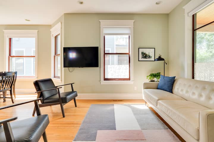 Sunfilled Home In Uptown Mpls By Lake Of The Isles - Minnesota