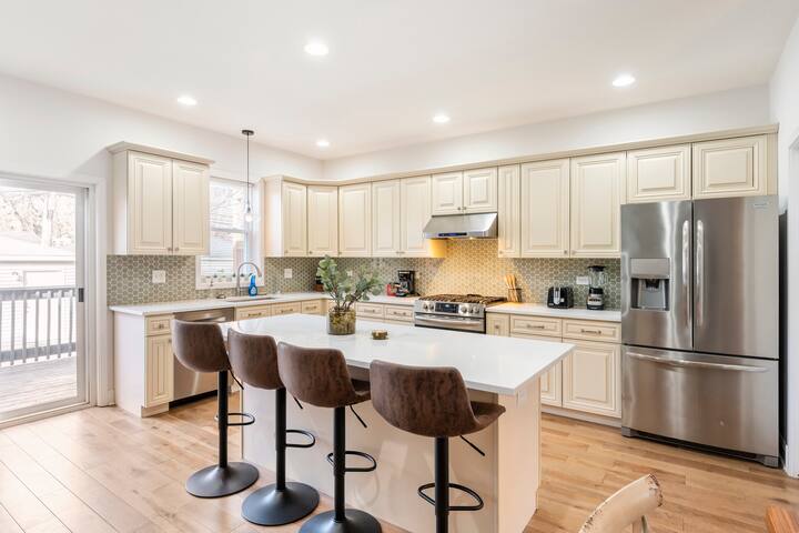 The Full House gallery image 3