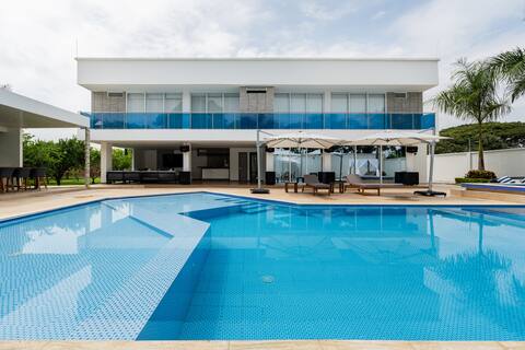 Luxury Estate in Rozo!