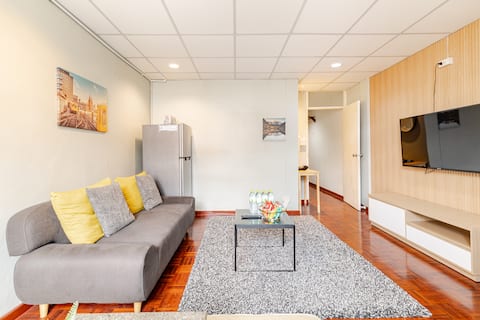 Entire house for 12 pax nearMRT Rama9,3mins malls