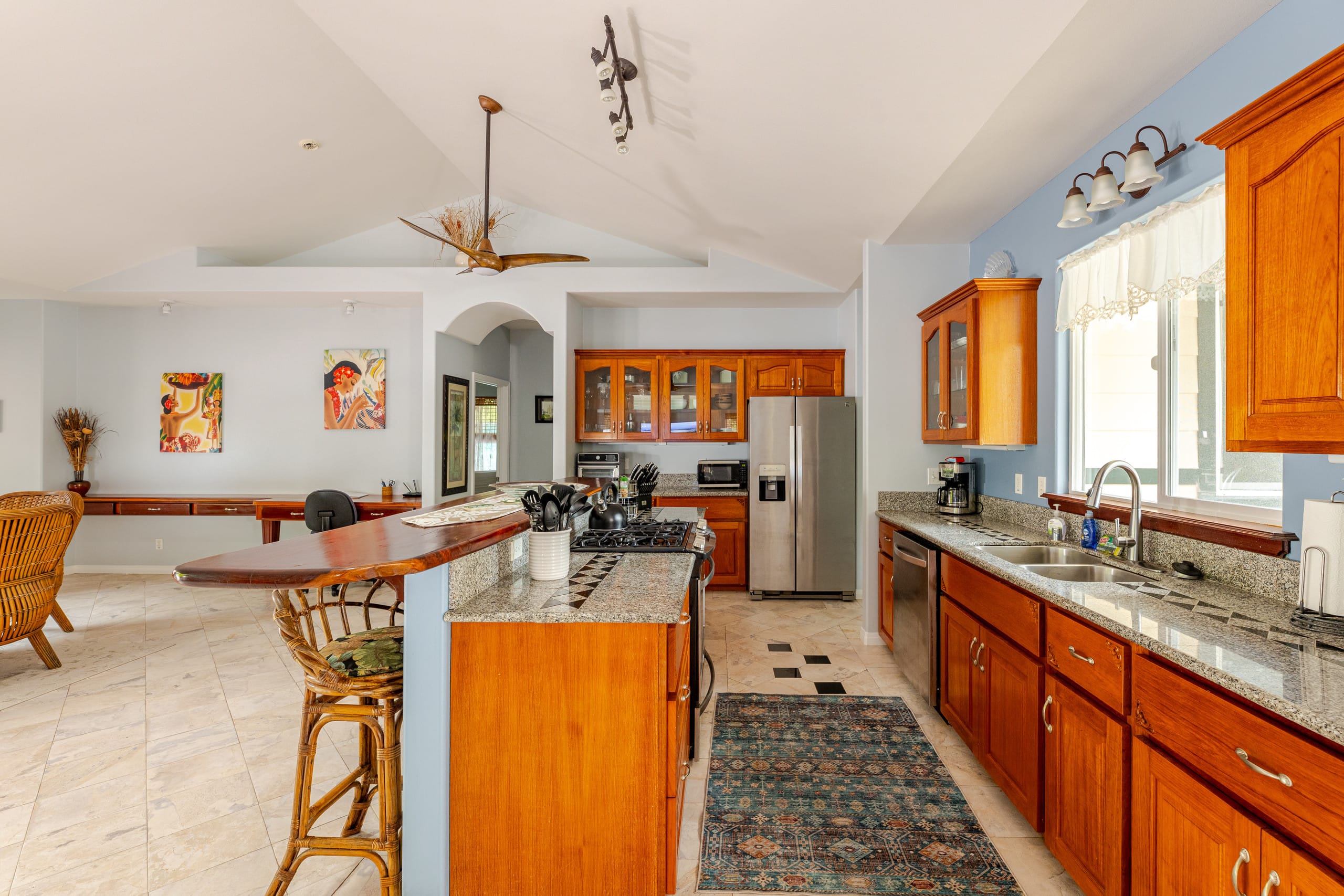 Home in Keaau · ★4.96 · 3 bedrooms · 4 beds · 2 private baths - Image 8