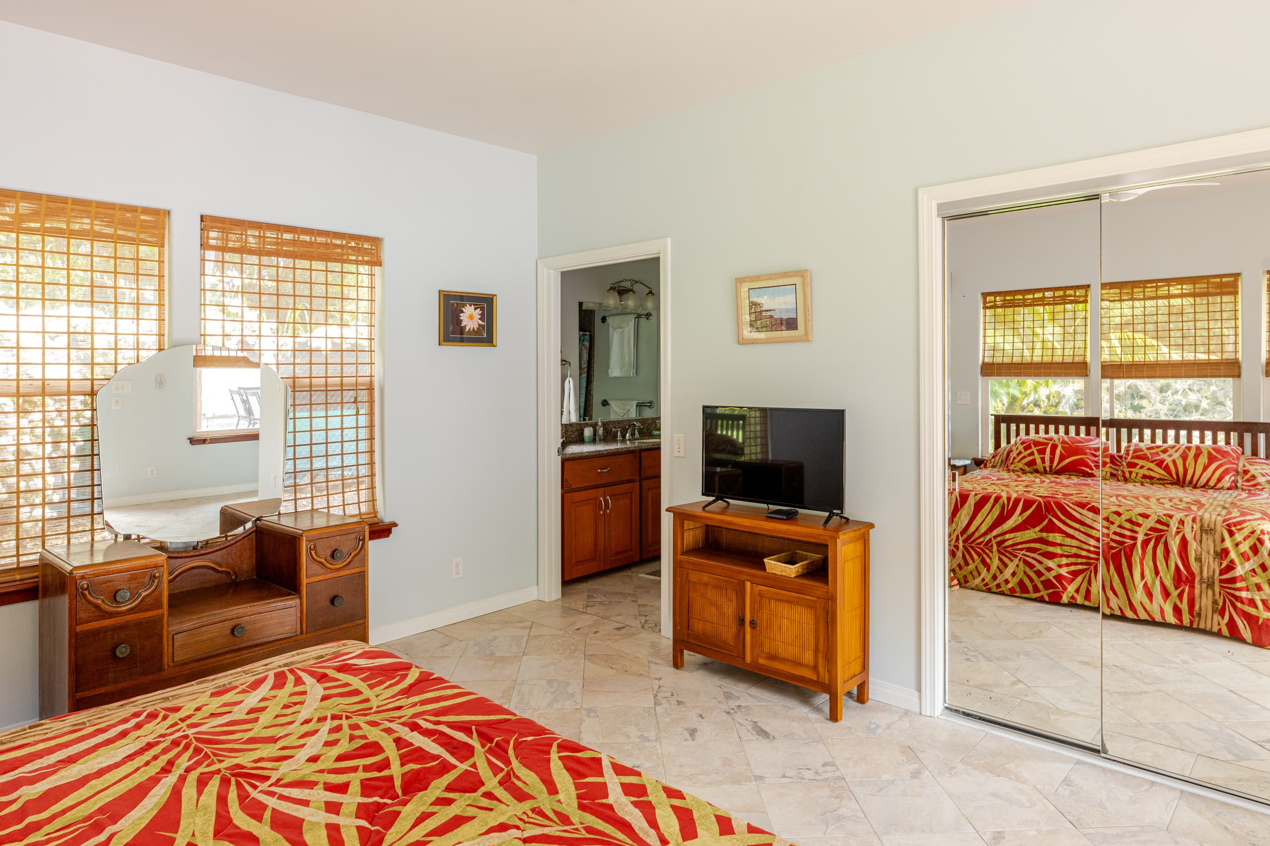 Home in Keaau · ★4.96 · 3 bedrooms · 4 beds · 2 private baths - Image 13